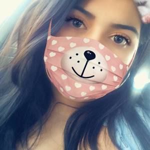 Meet your Posher, Vanessa